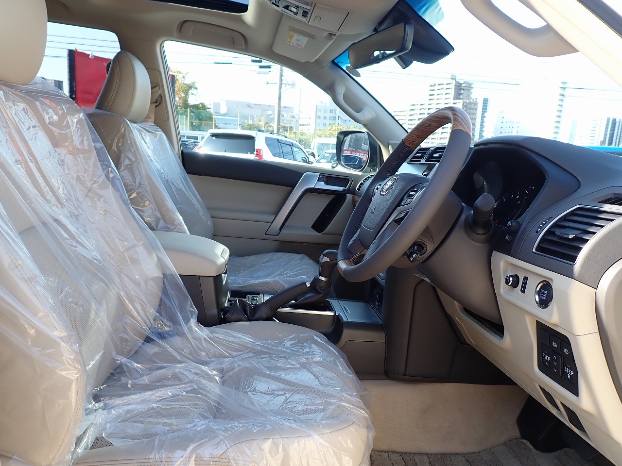 TOYOTA Land Cruiser Prado