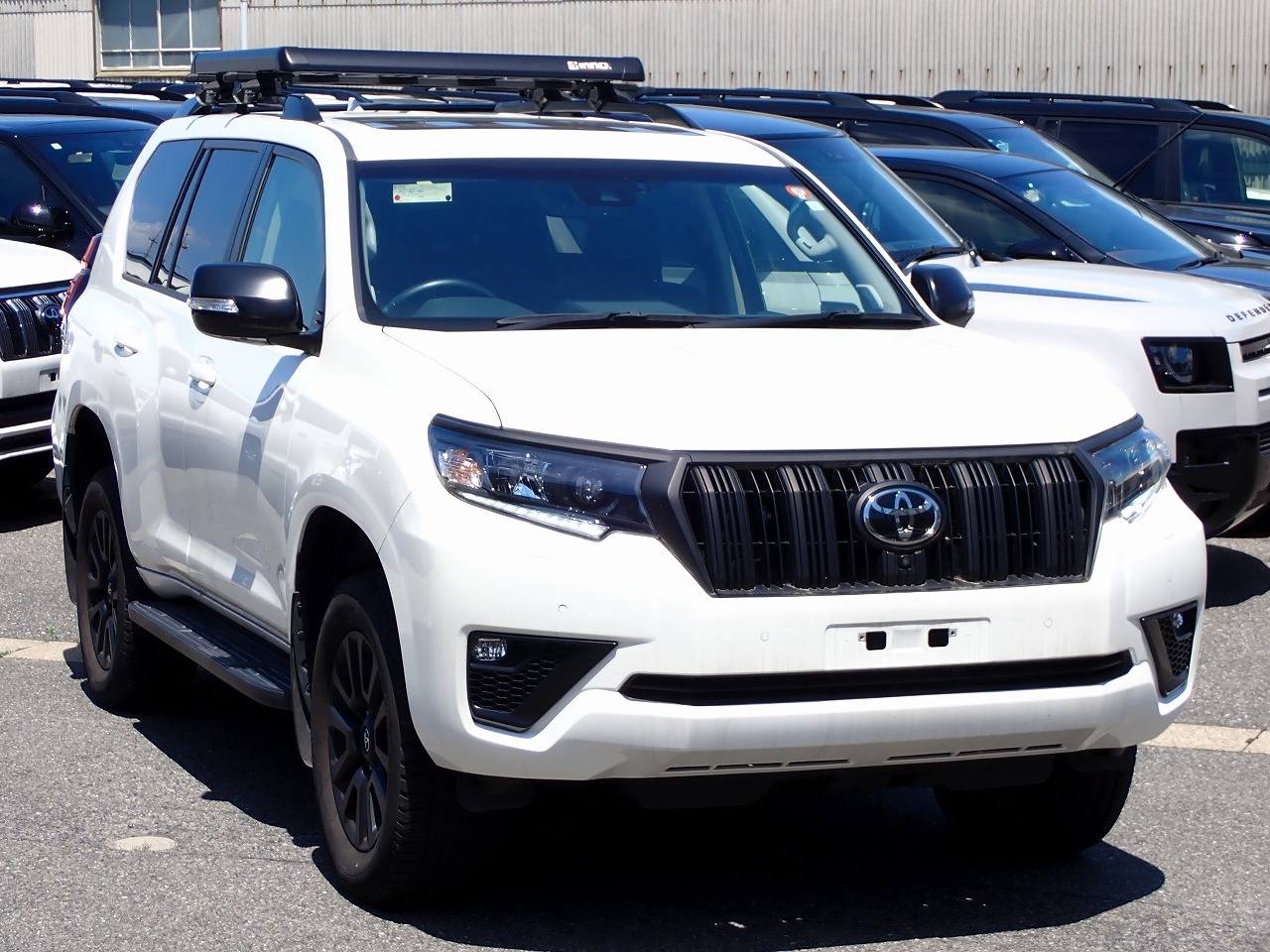 TOYOTA Land Cruiser Prado