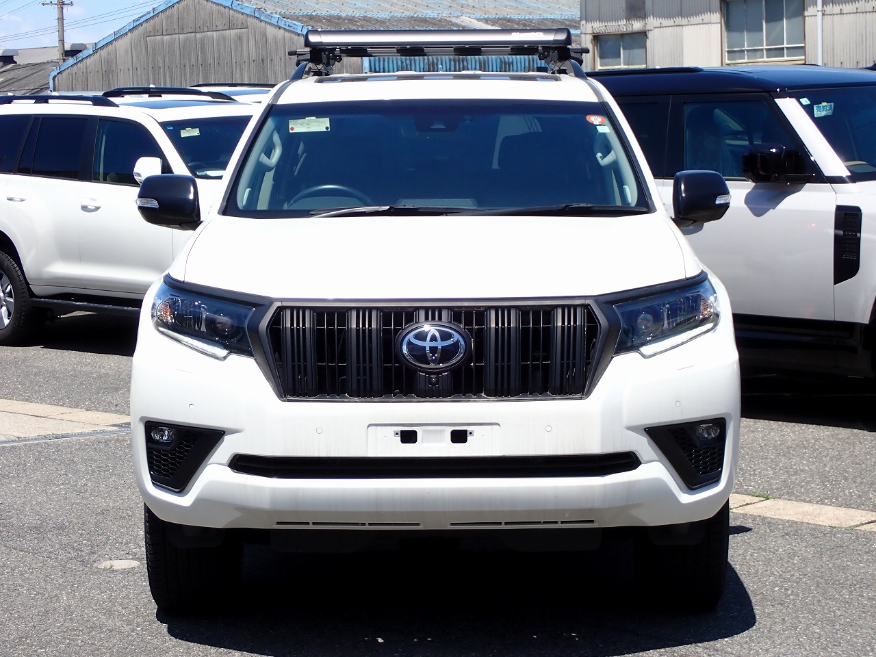 TOYOTA Land Cruiser Prado