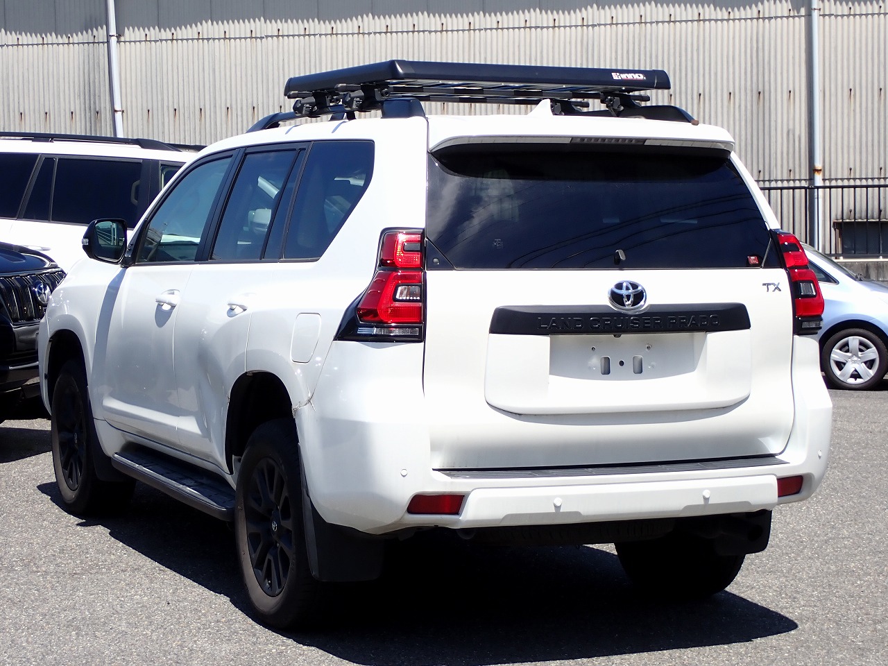TOYOTA Land Cruiser Prado