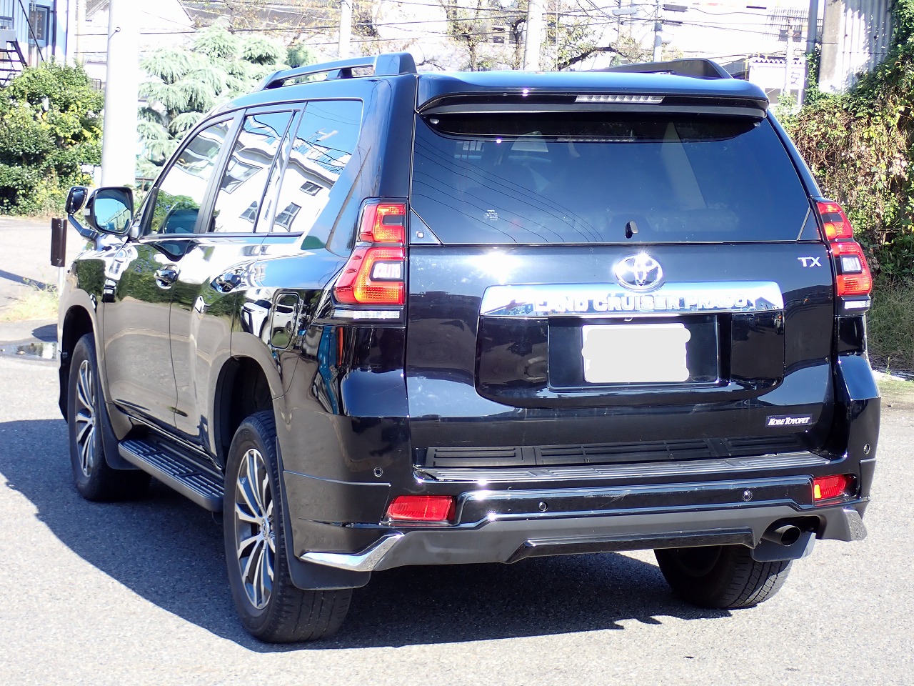 TOYOTA Land Cruiser Prado