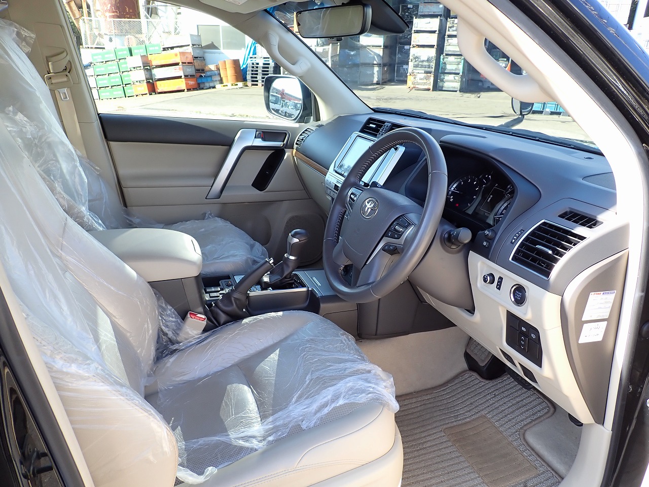 TOYOTA Land Cruiser Prado