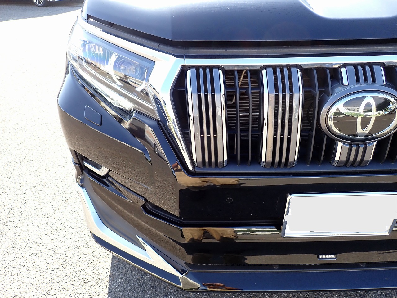 TOYOTA Land Cruiser Prado