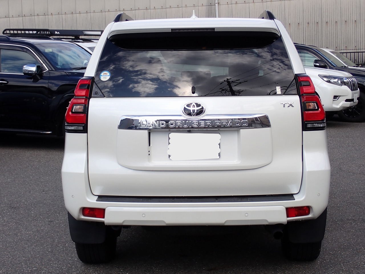 TOYOTA Land Cruiser Prado