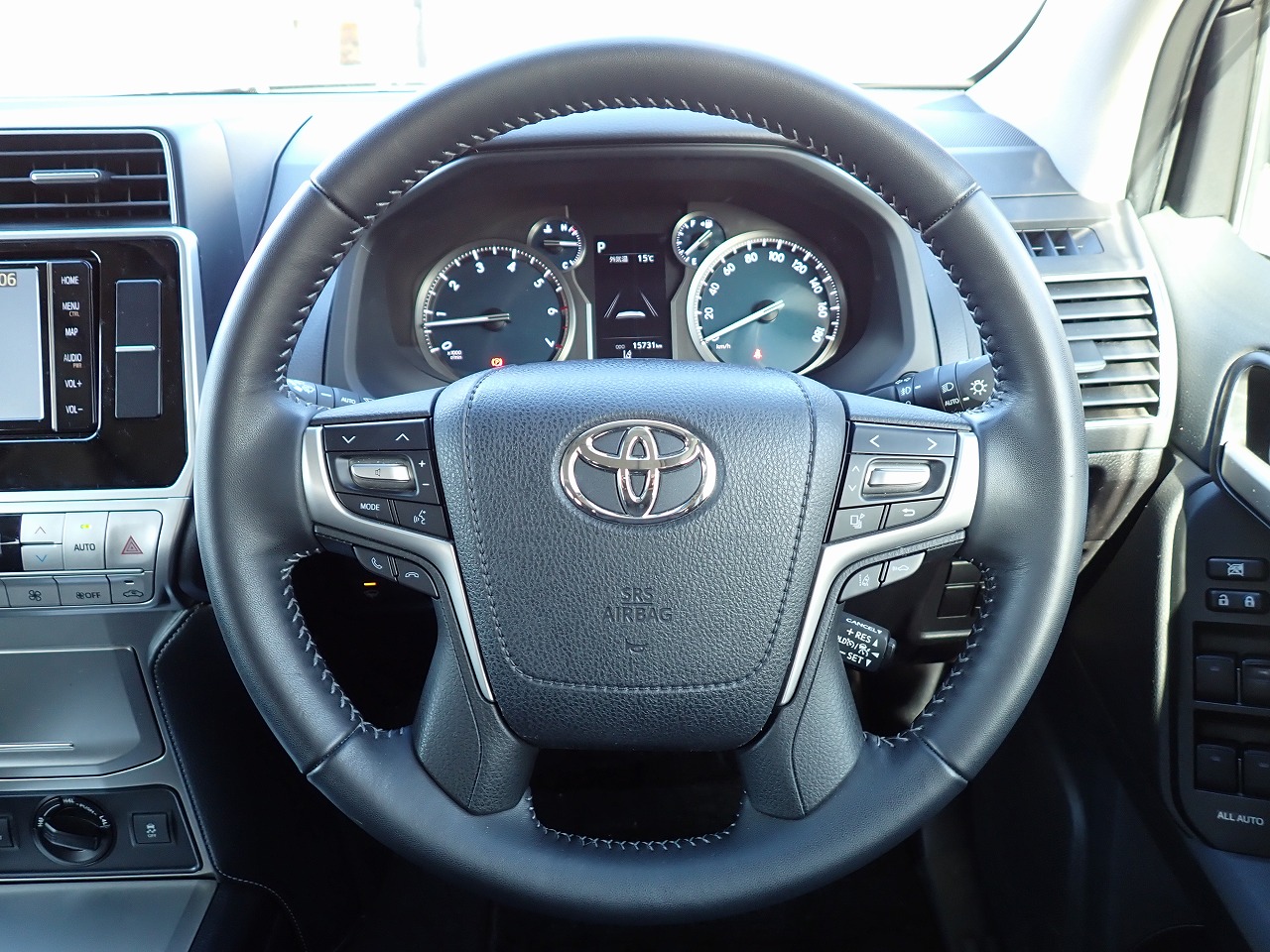 TOYOTA Land Cruiser Prado