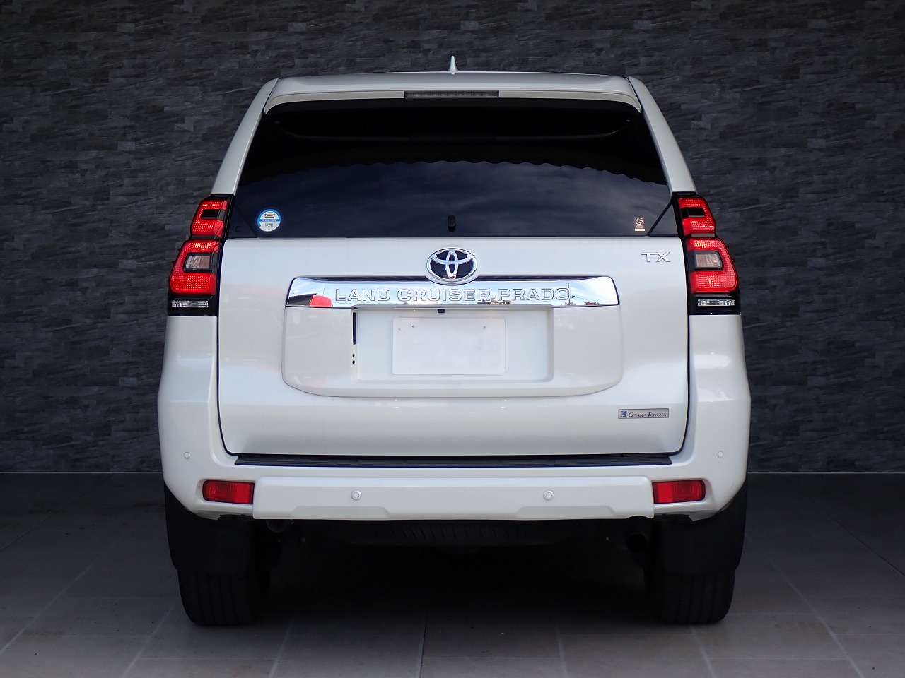 TOYOTA Land Cruiser Prado