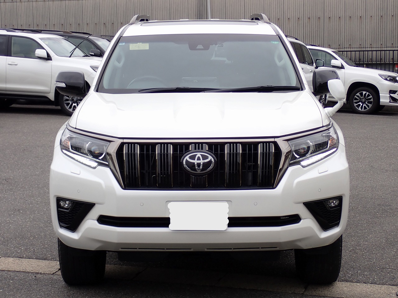 TOYOTA Land Cruiser Prado