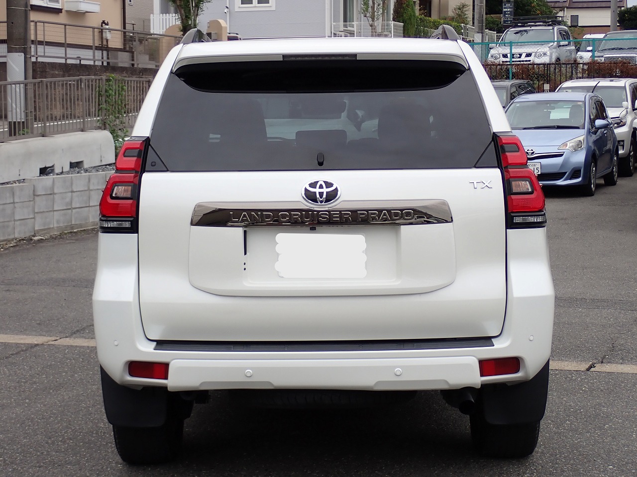 TOYOTA Land Cruiser Prado