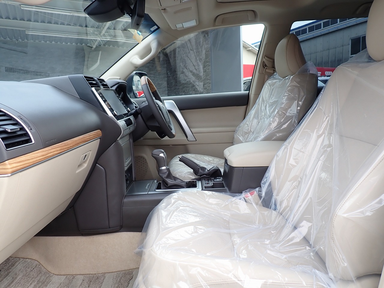 TOYOTA Land Cruiser Prado