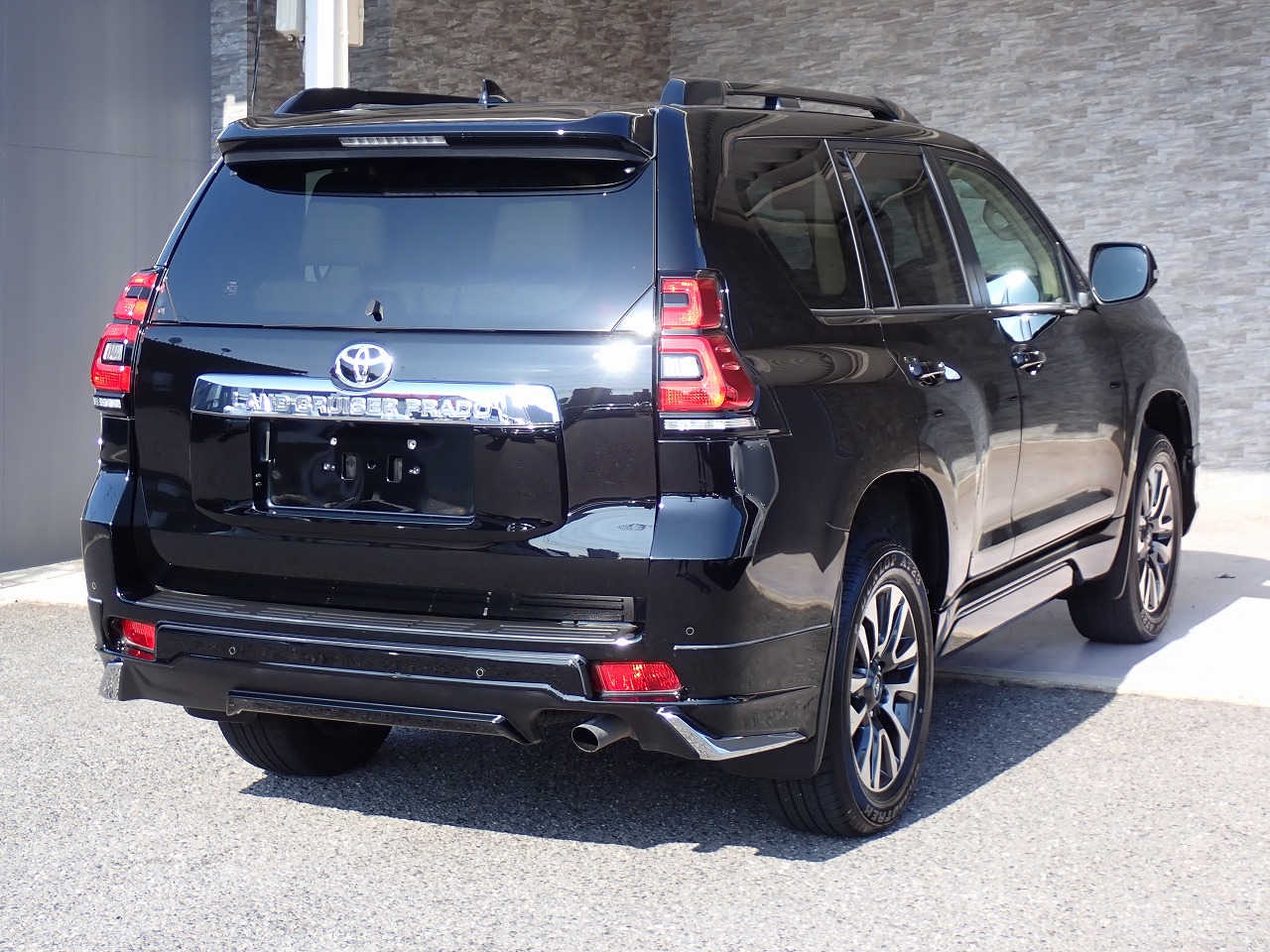 TOYOTA Land Cruiser Prado