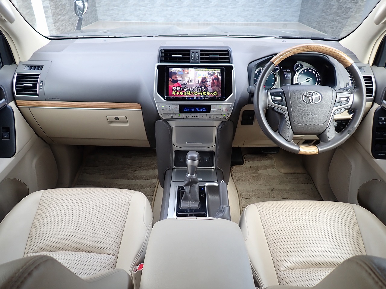 TOYOTA Land Cruiser Prado