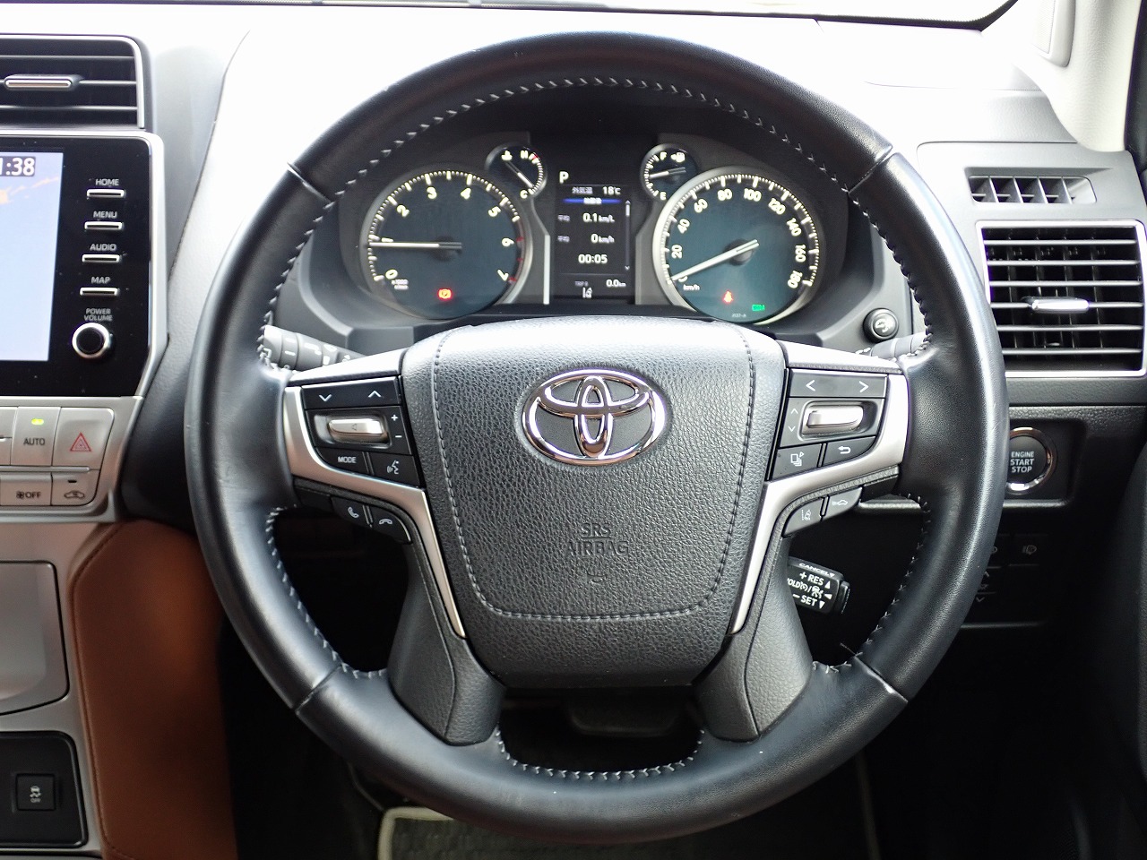 TOYOTA Land Cruiser Prado