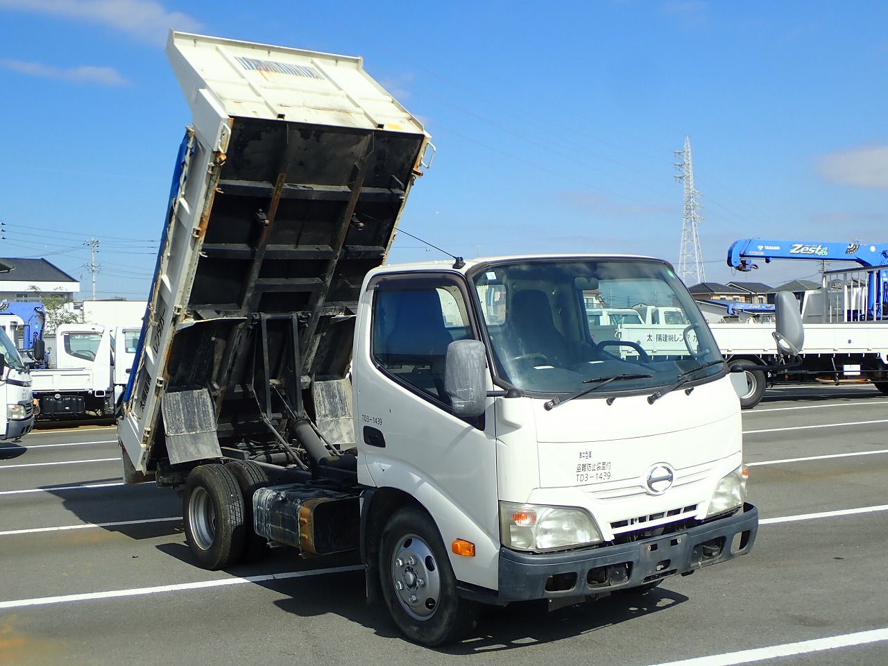 HINO Dutro