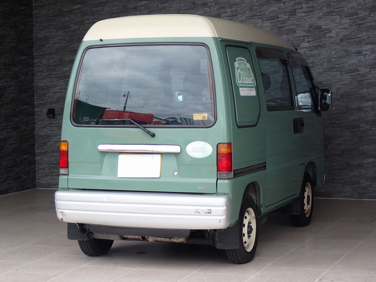SUBARU Sambar Diaz