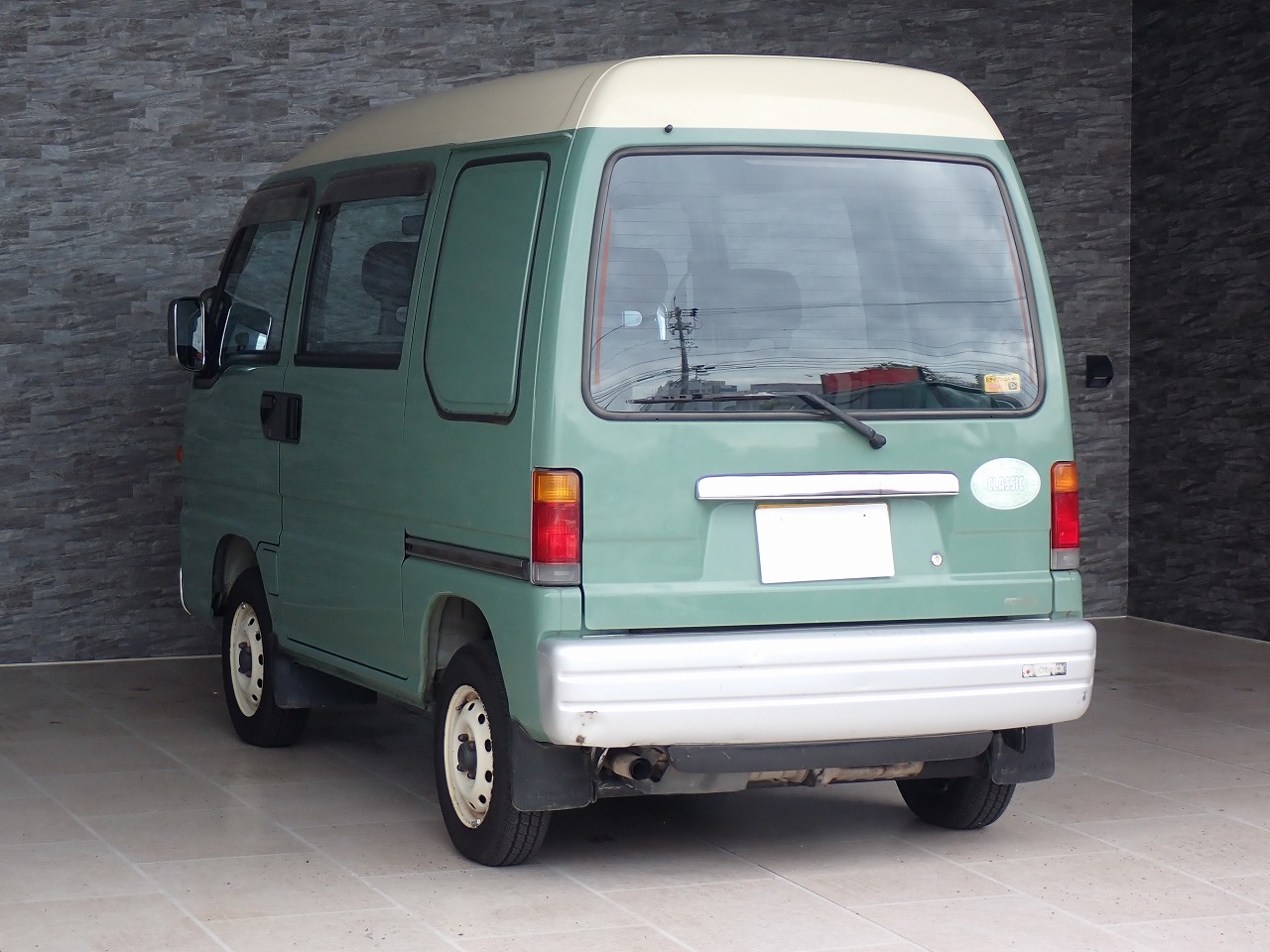 SUBARU Sambar Diaz