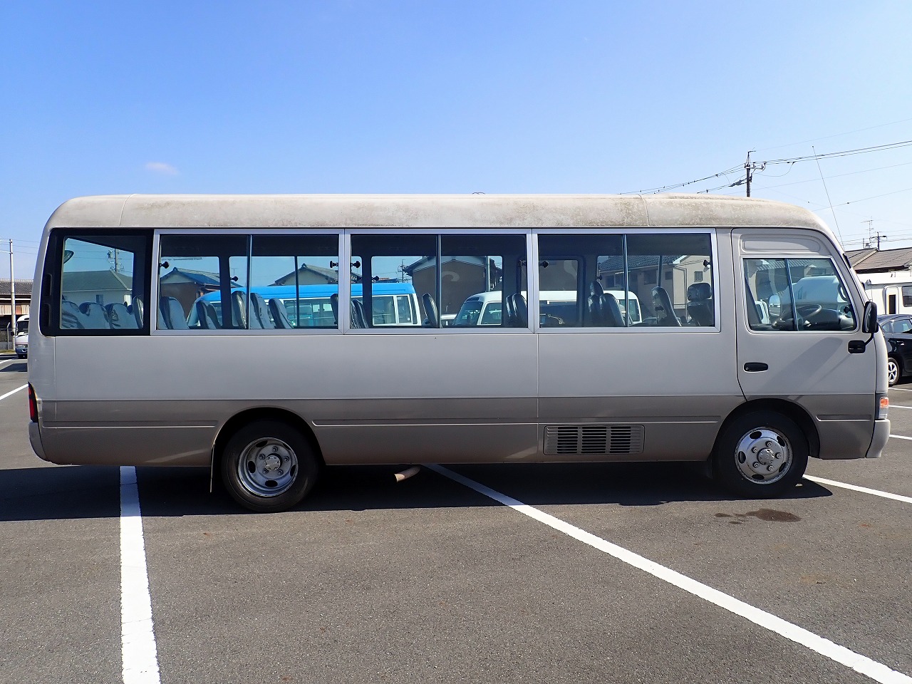TOYOTA Coaster
