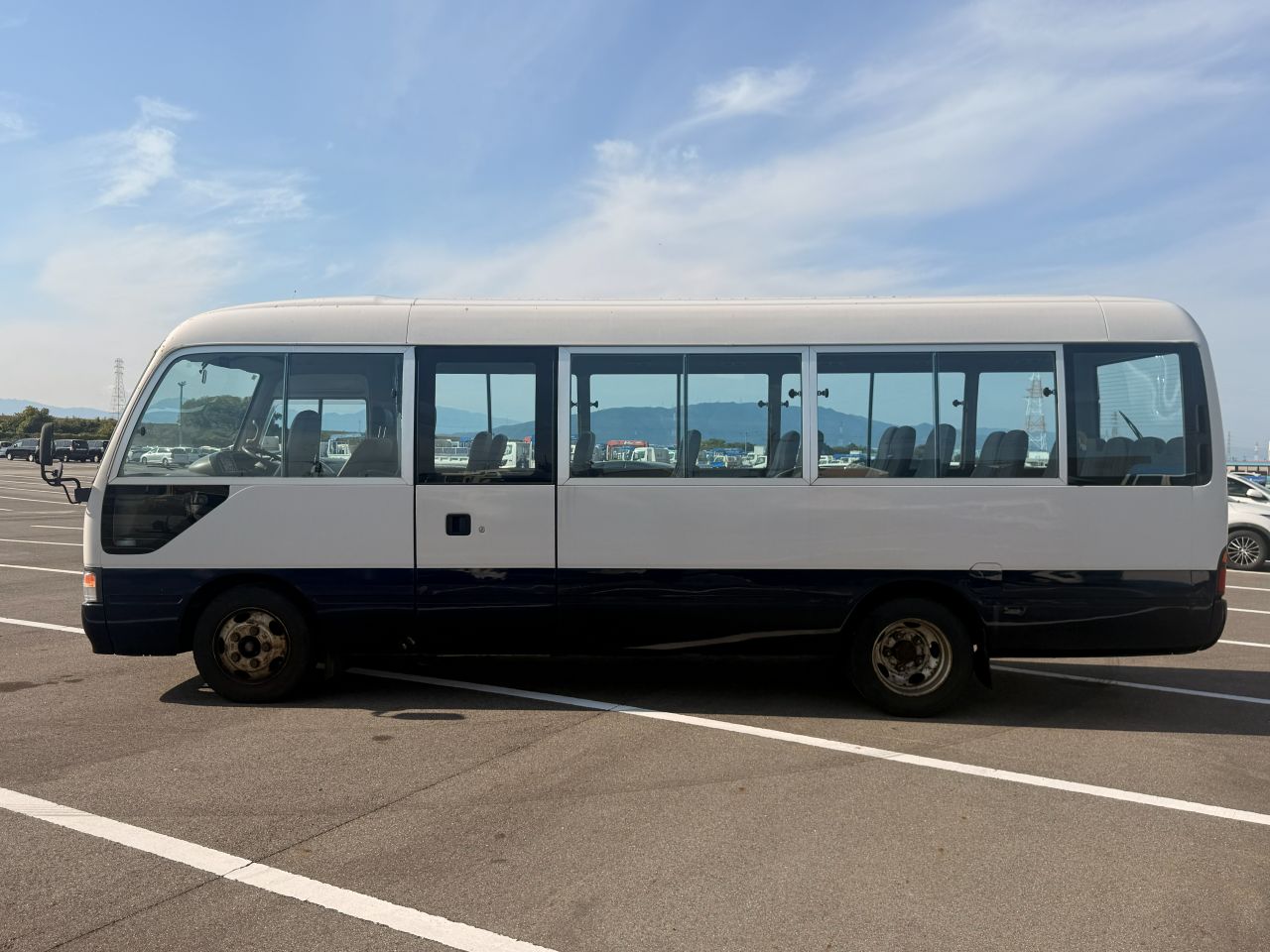 TOYOTA Coaster