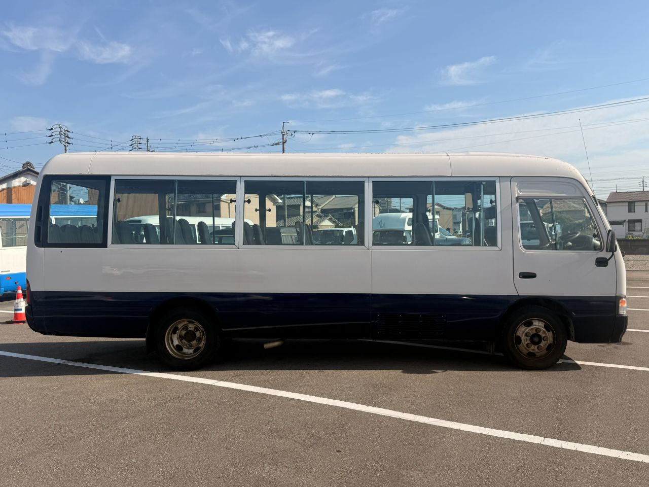 TOYOTA Coaster