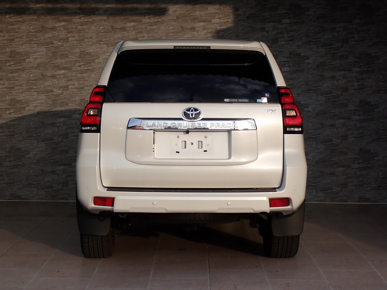 TOYOTA Land Cruiser Prado