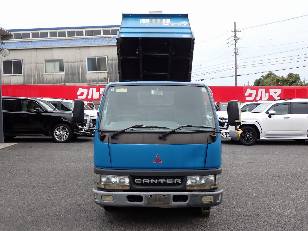 MITSUBISHI Canter