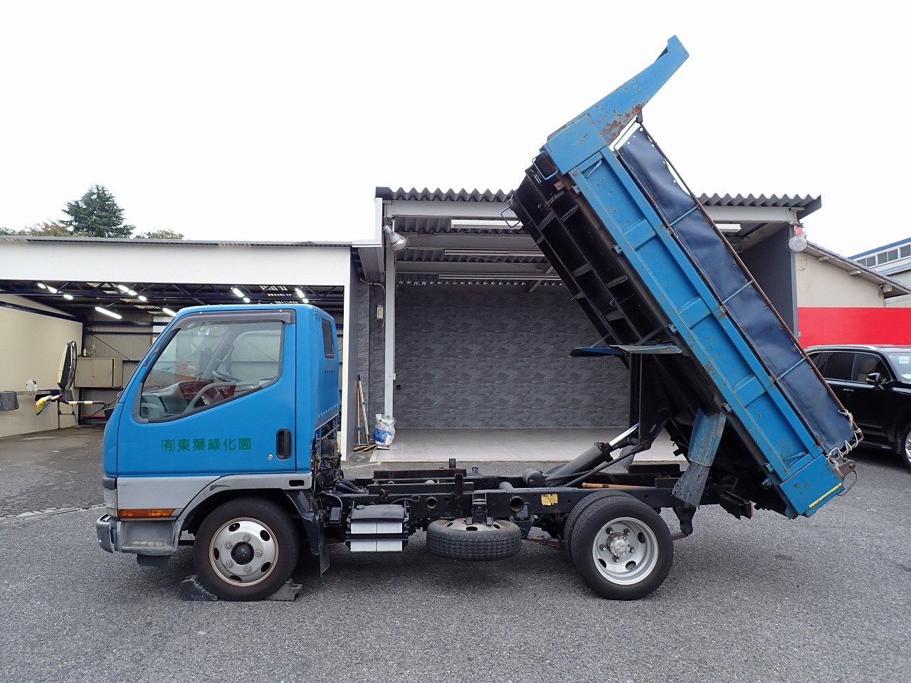 MITSUBISHI Canter