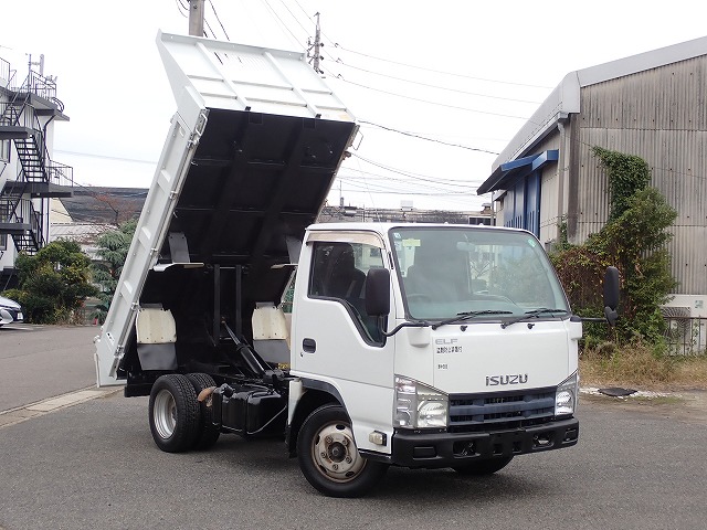 ISUZU Elf Truck
