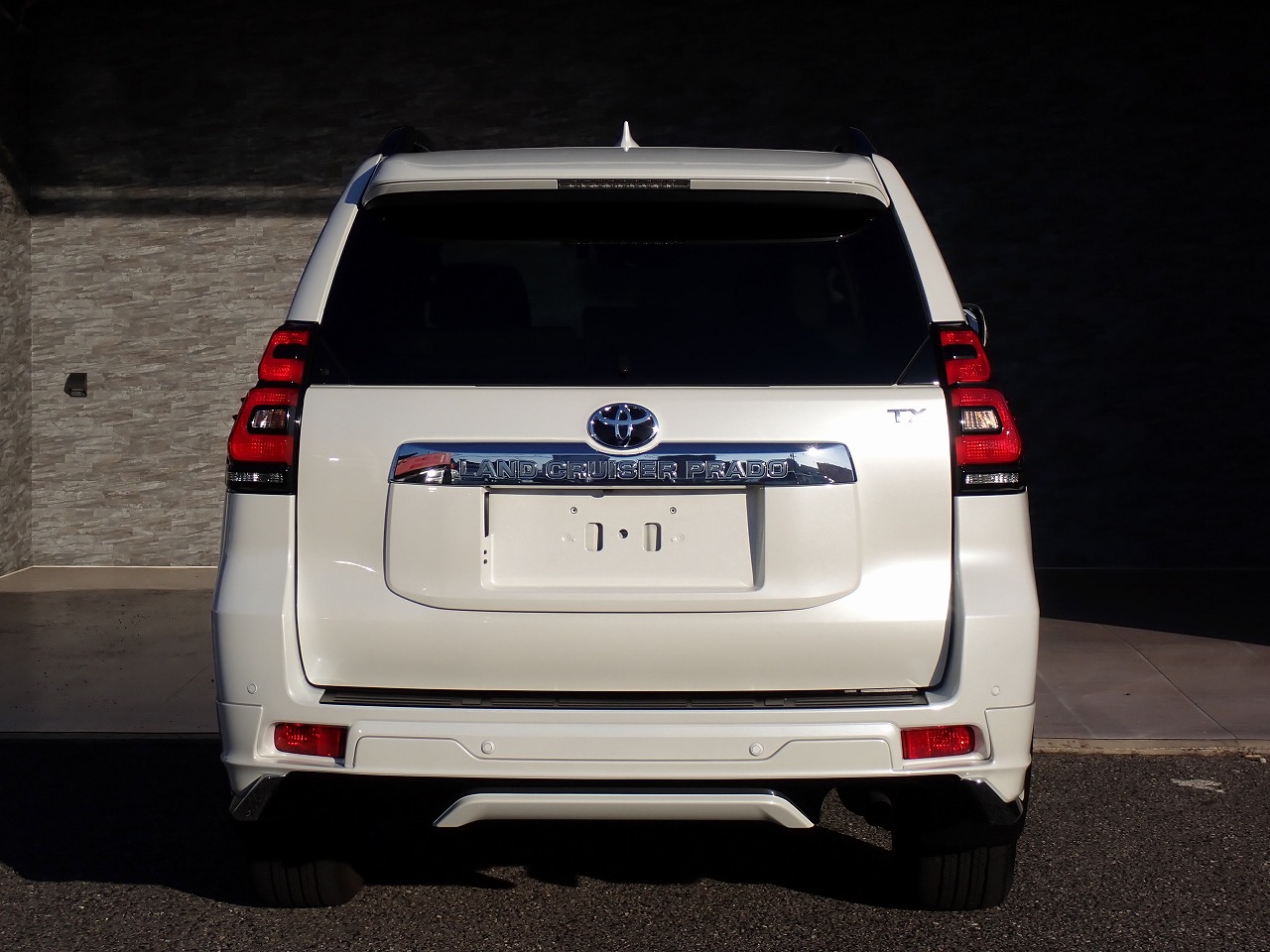 TOYOTA Land Cruiser Prado