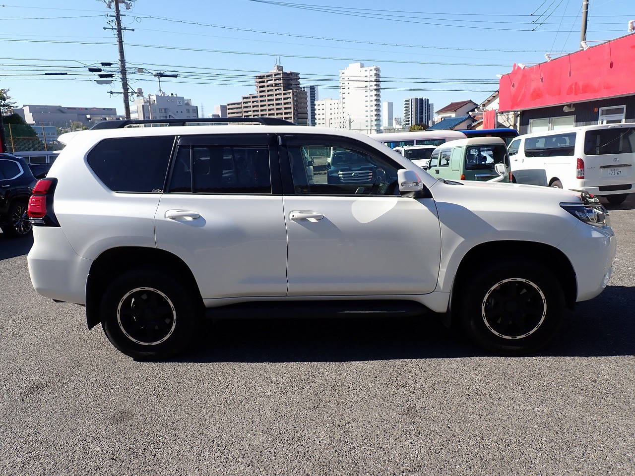 TOYOTA Land Cruiser Prado