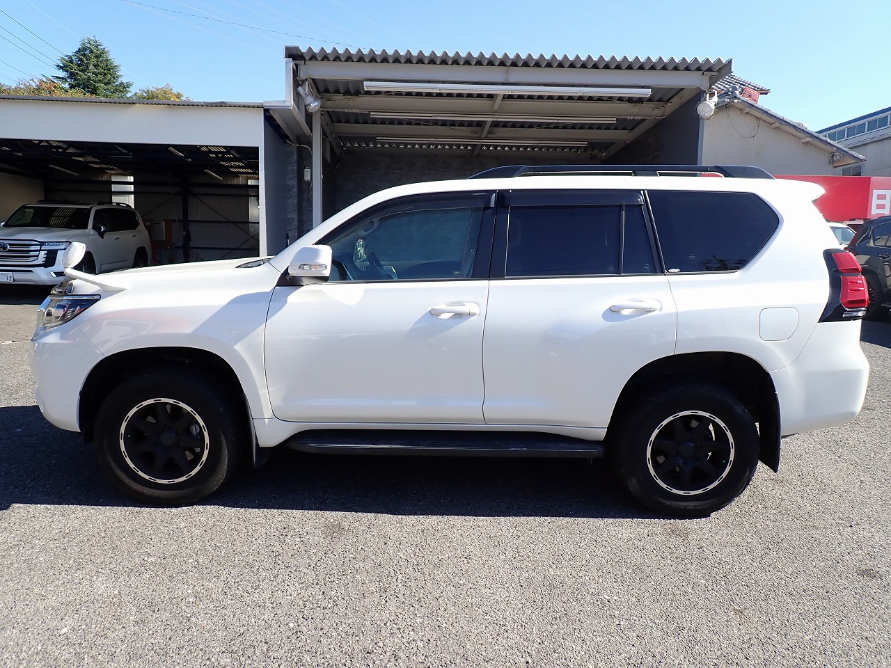 TOYOTA Land Cruiser Prado