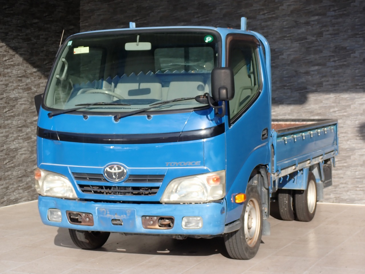 TOYOTA Toyoace