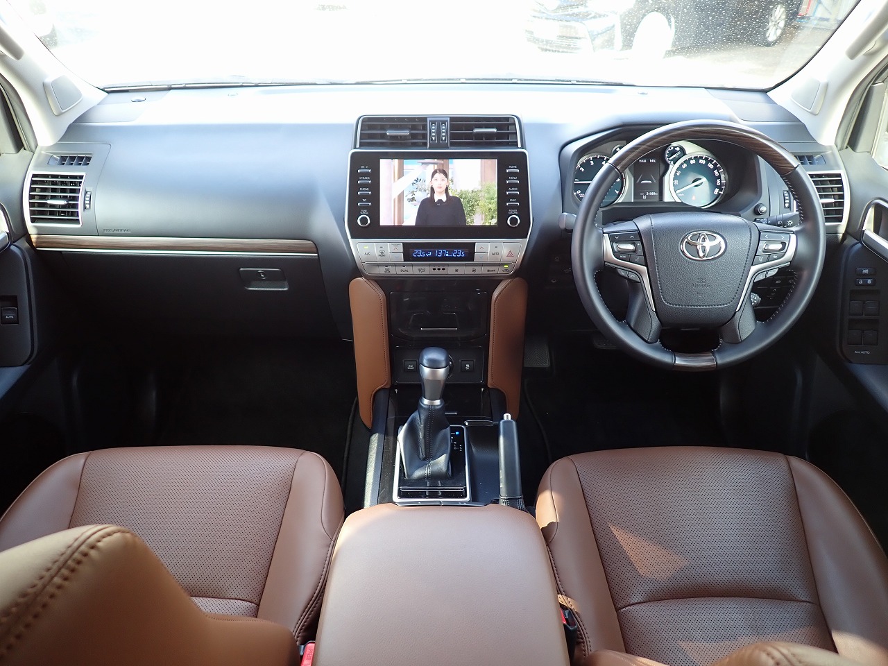 TOYOTA Land Cruiser Prado