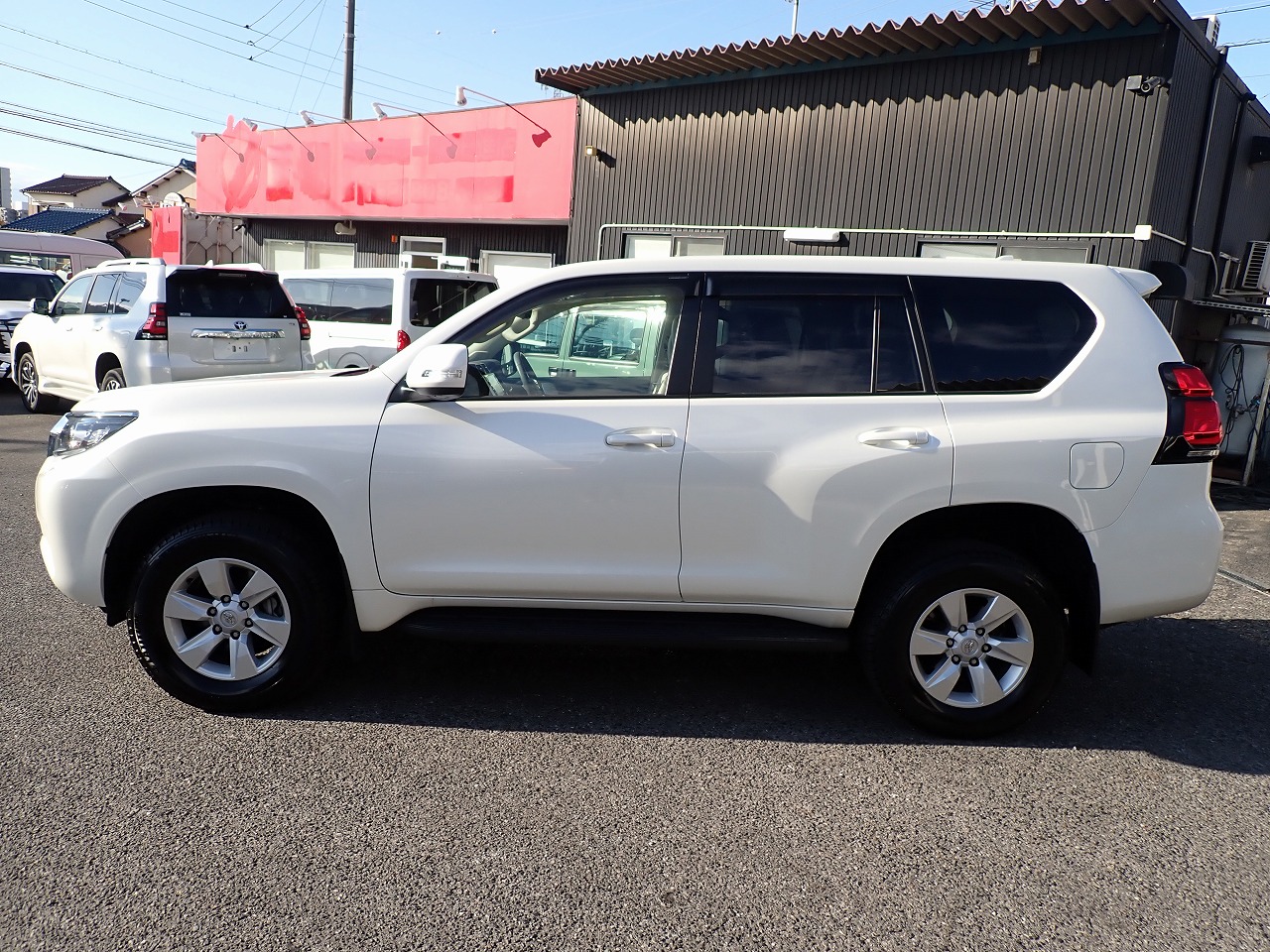 TOYOTA Land Cruiser Prado