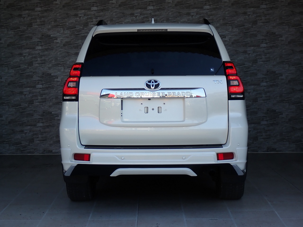 TOYOTA Land Cruiser Prado