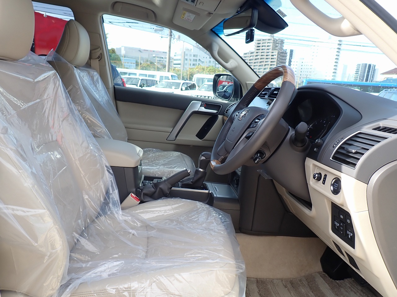 TOYOTA Land Cruiser Prado