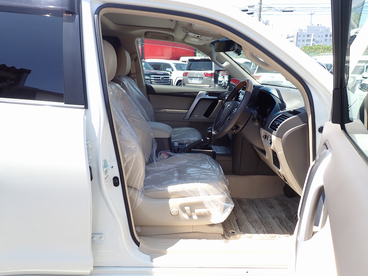 TOYOTA Land Cruiser Prado