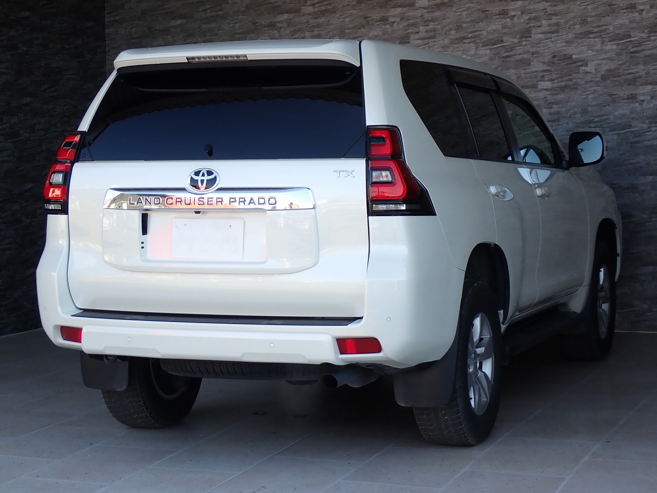 TOYOTA Land Cruiser Prado