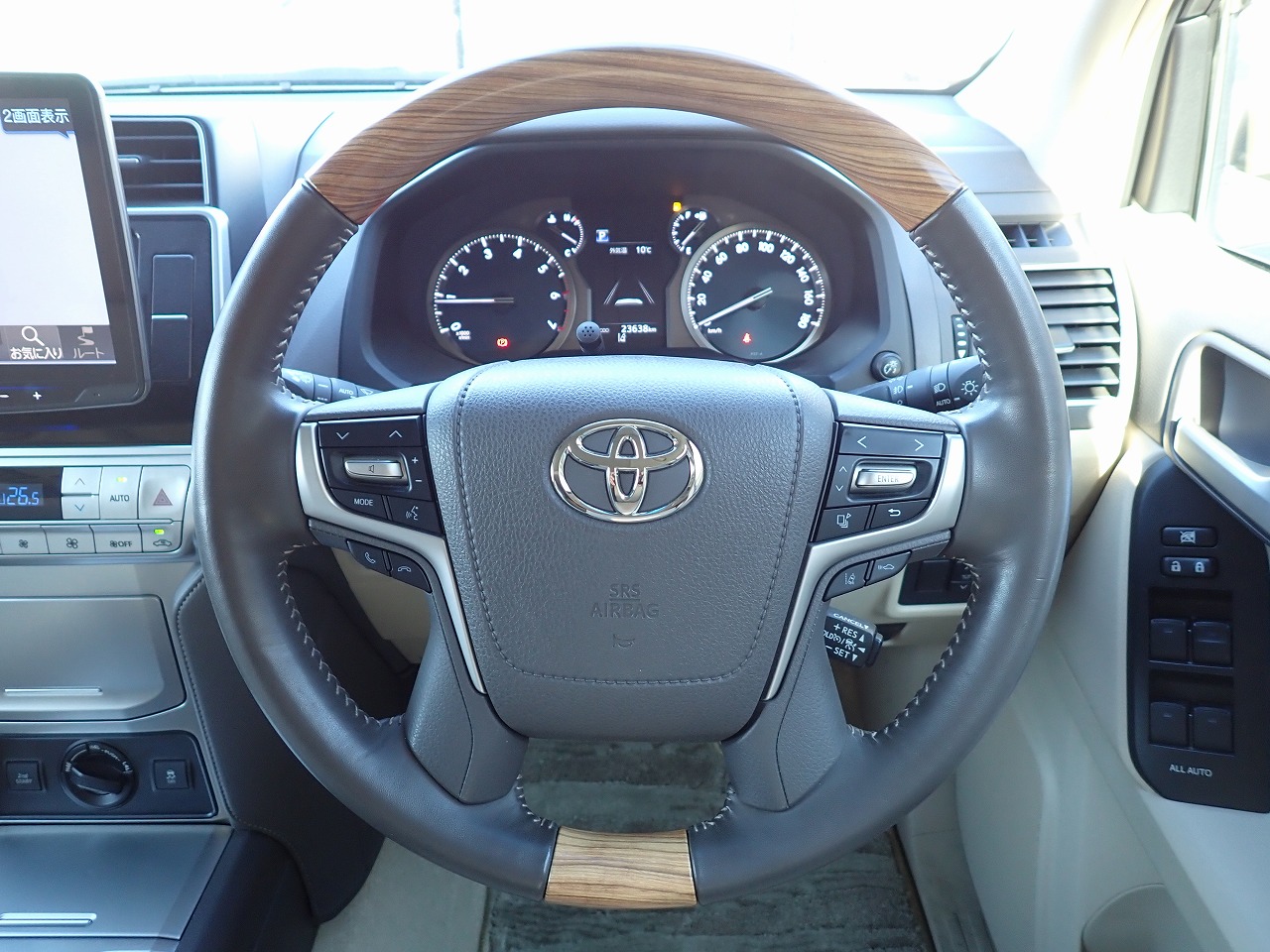 TOYOTA Land Cruiser Prado