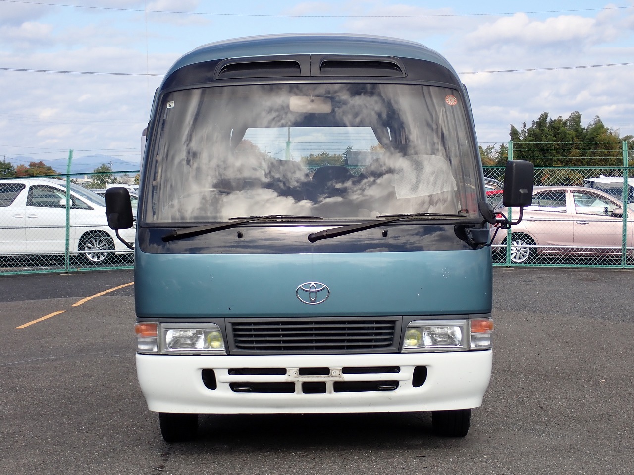 TOYOTA Coaster