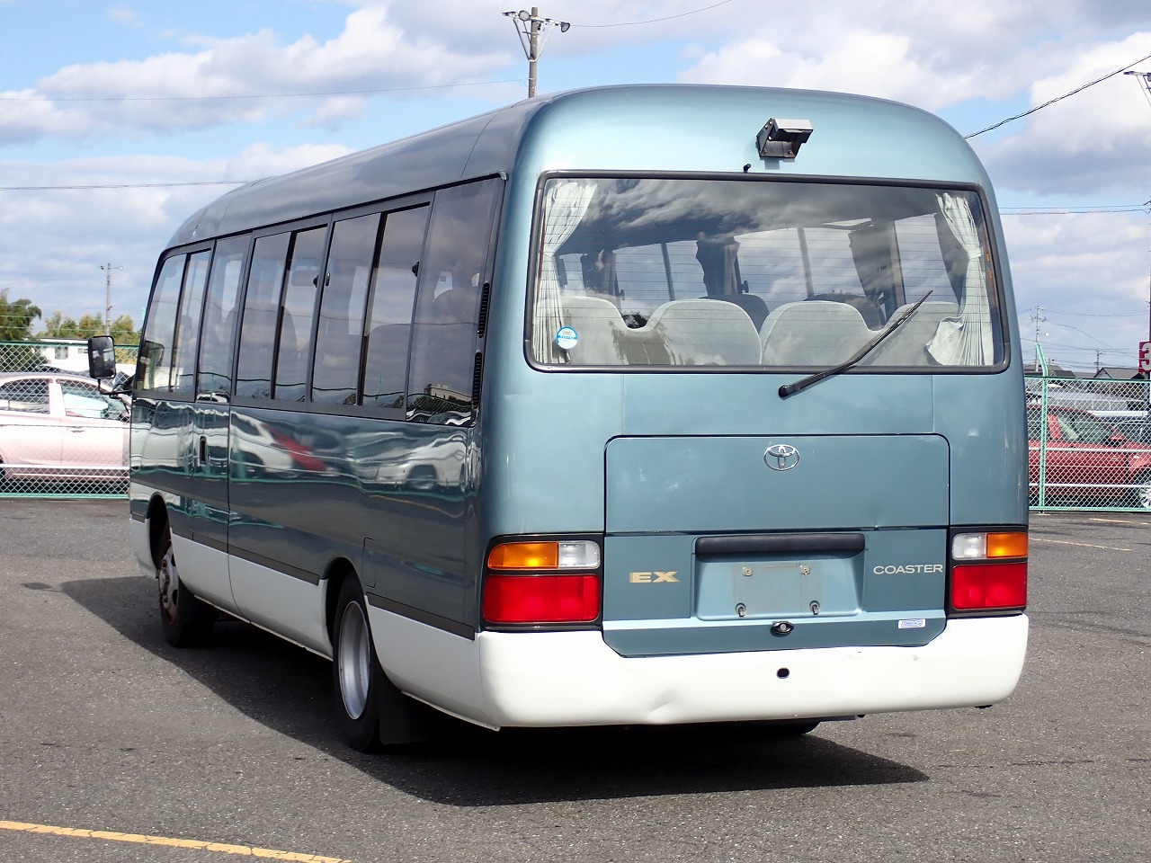 TOYOTA Coaster