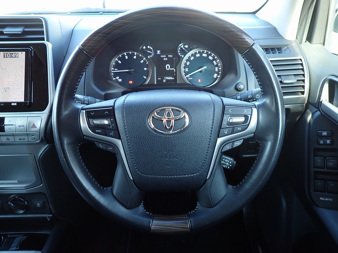 TOYOTA Land Cruiser Prado