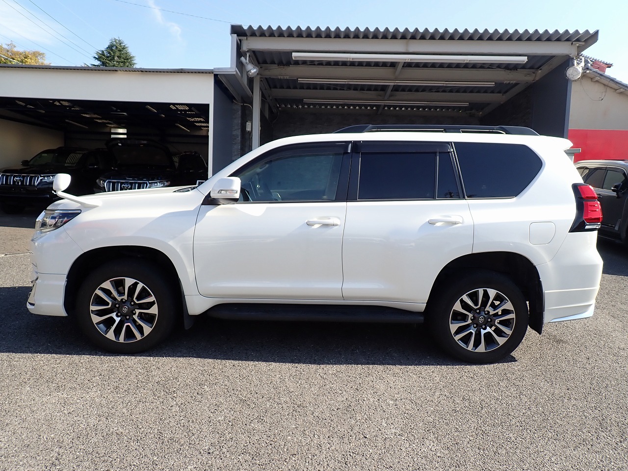 TOYOTA Land Cruiser Prado