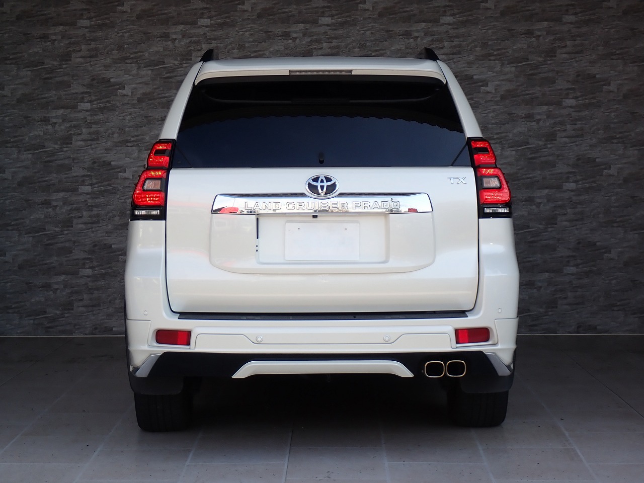 TOYOTA Land Cruiser Prado