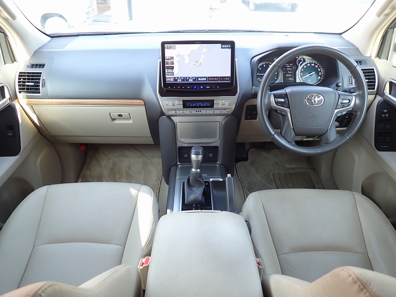 TOYOTA Land Cruiser Prado