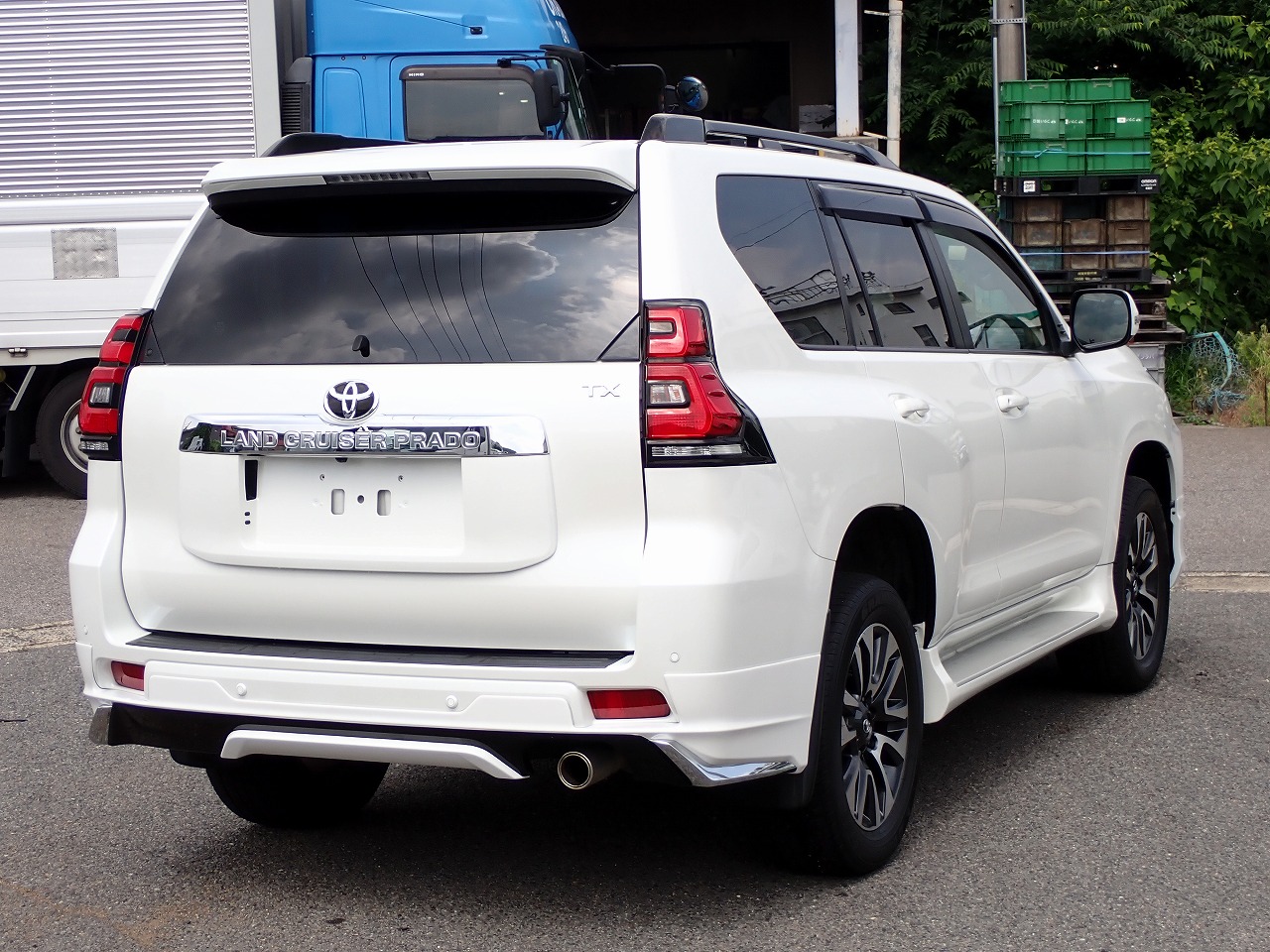 TOYOTA Land Cruiser Prado
