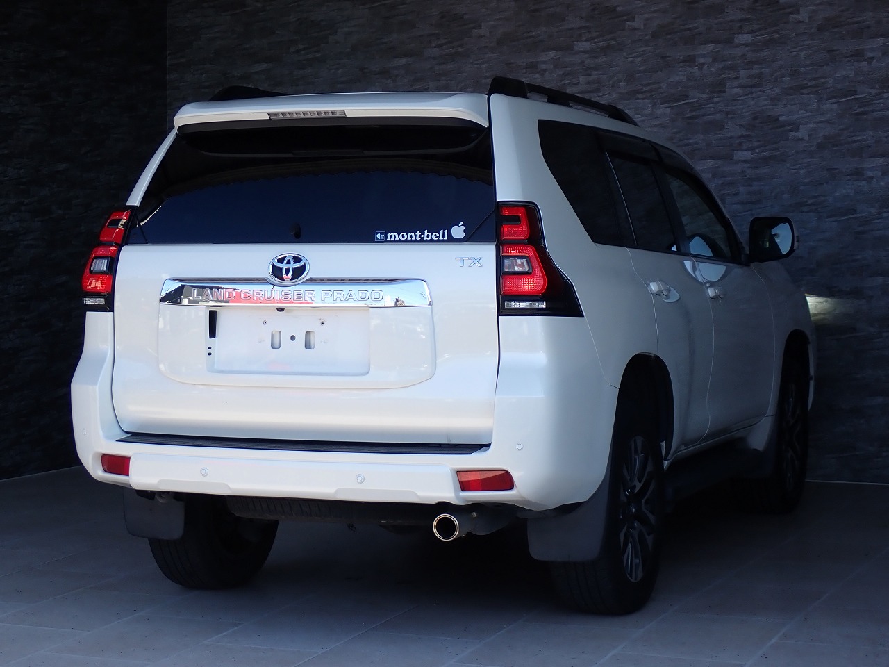 TOYOTA Land Cruiser Prado