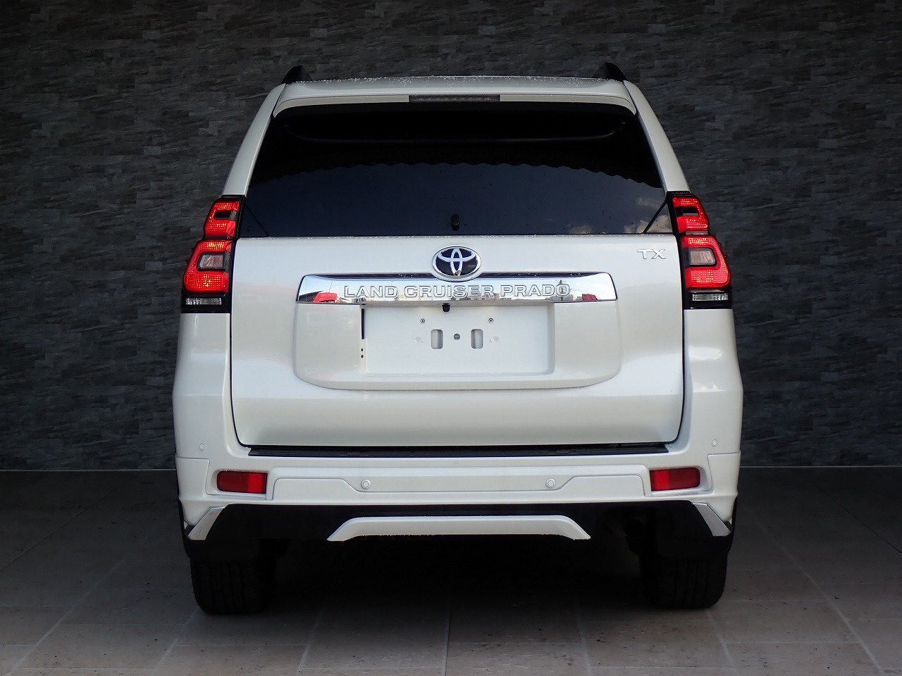 TOYOTA Land Cruiser Prado