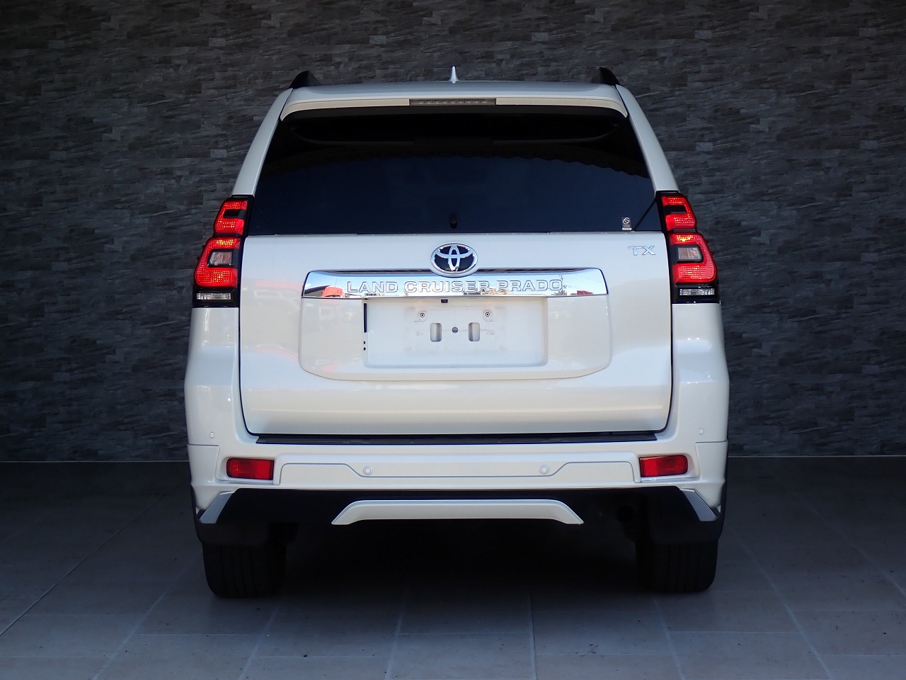 TOYOTA Land Cruiser Prado