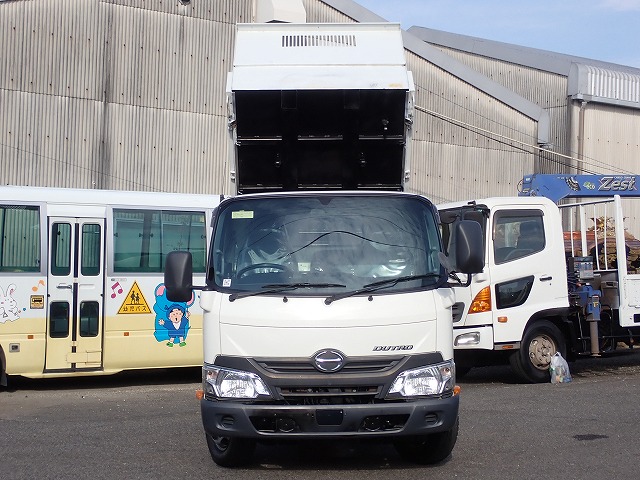 HINO Dutro