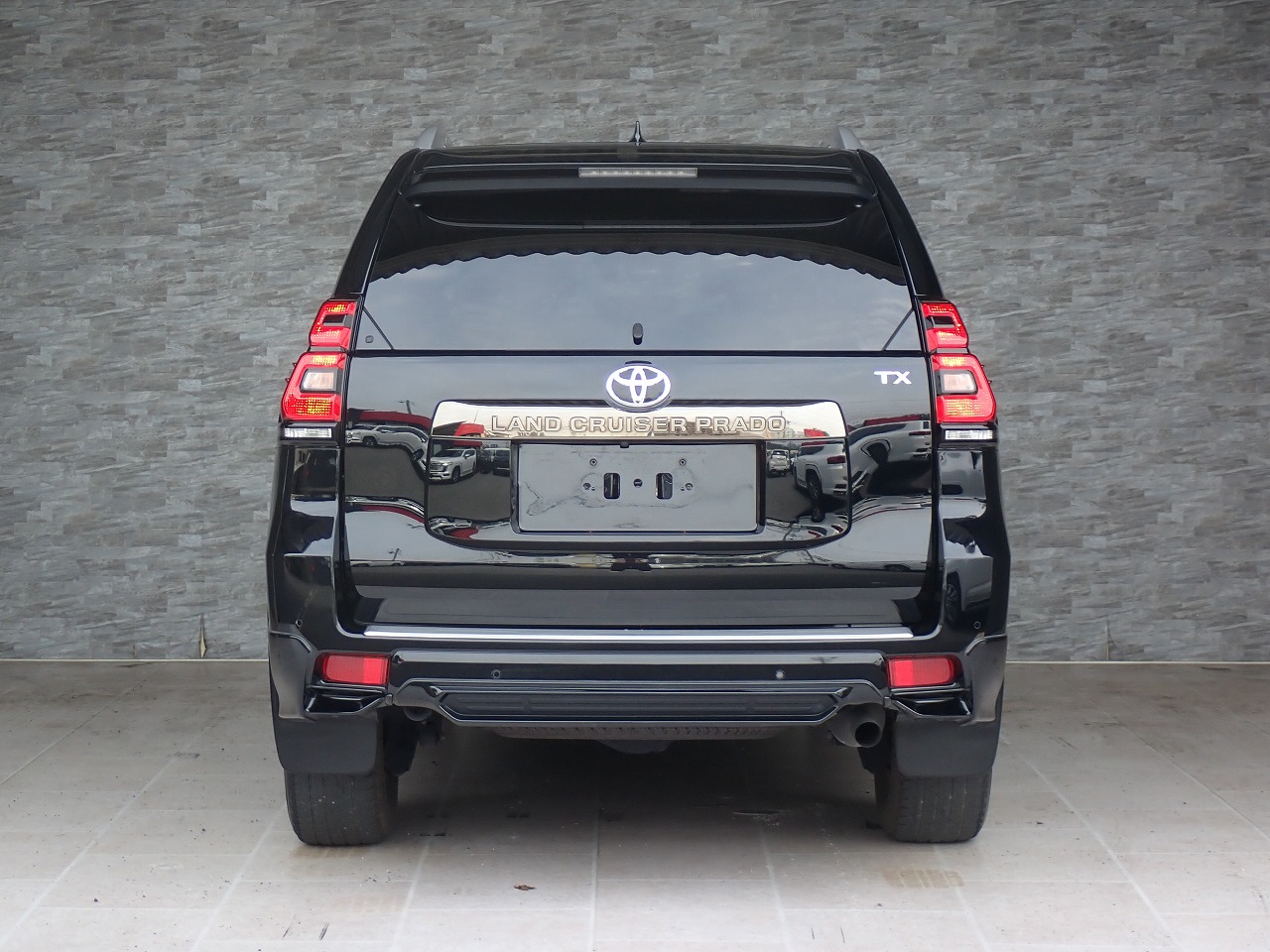 TOYOTA Land Cruiser Prado