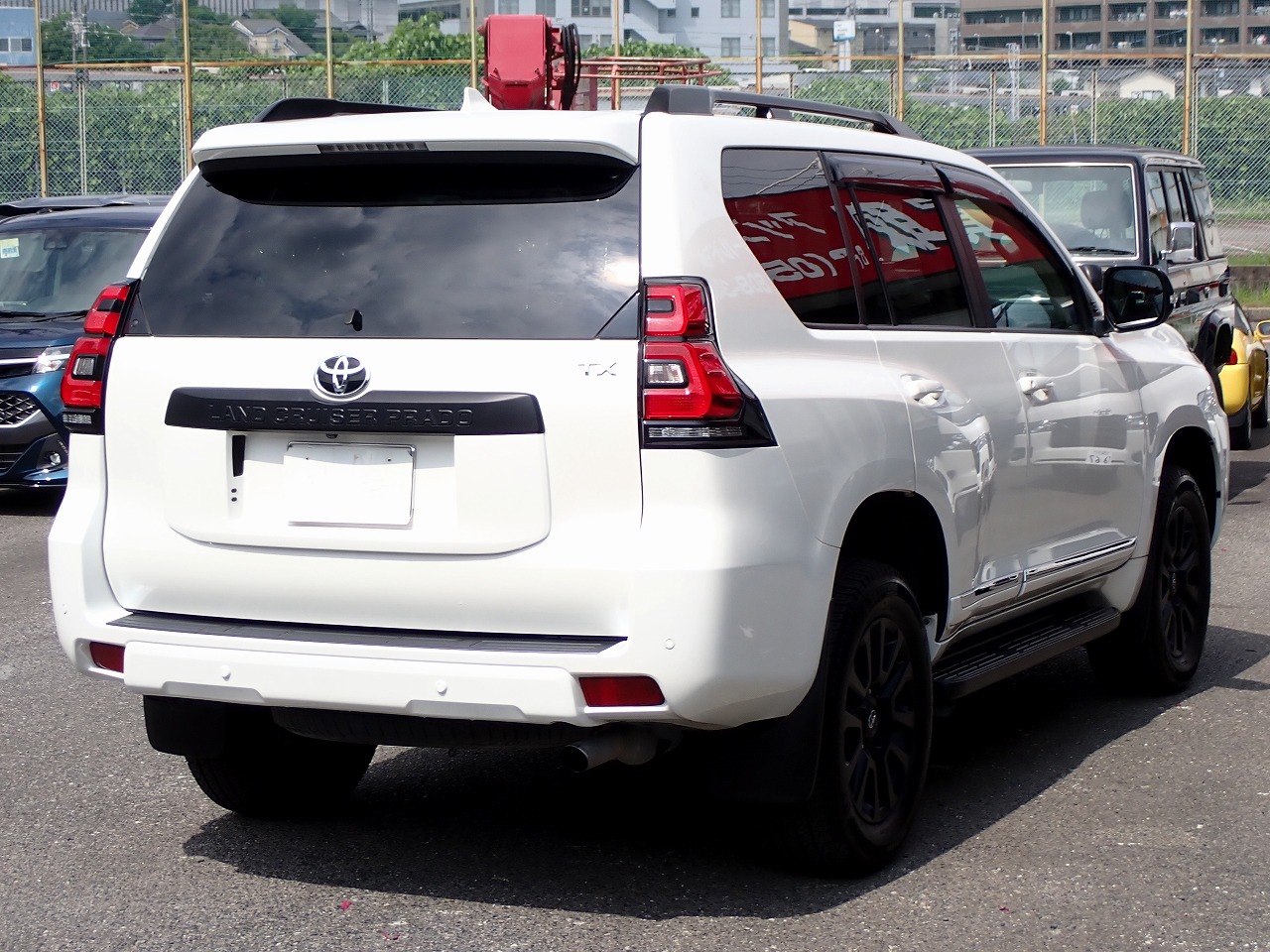 TOYOTA Land Cruiser Prado